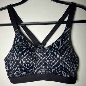 Victoria’s Secret Sport Bra 32B Black Grey Abstract Print Crossback Straps